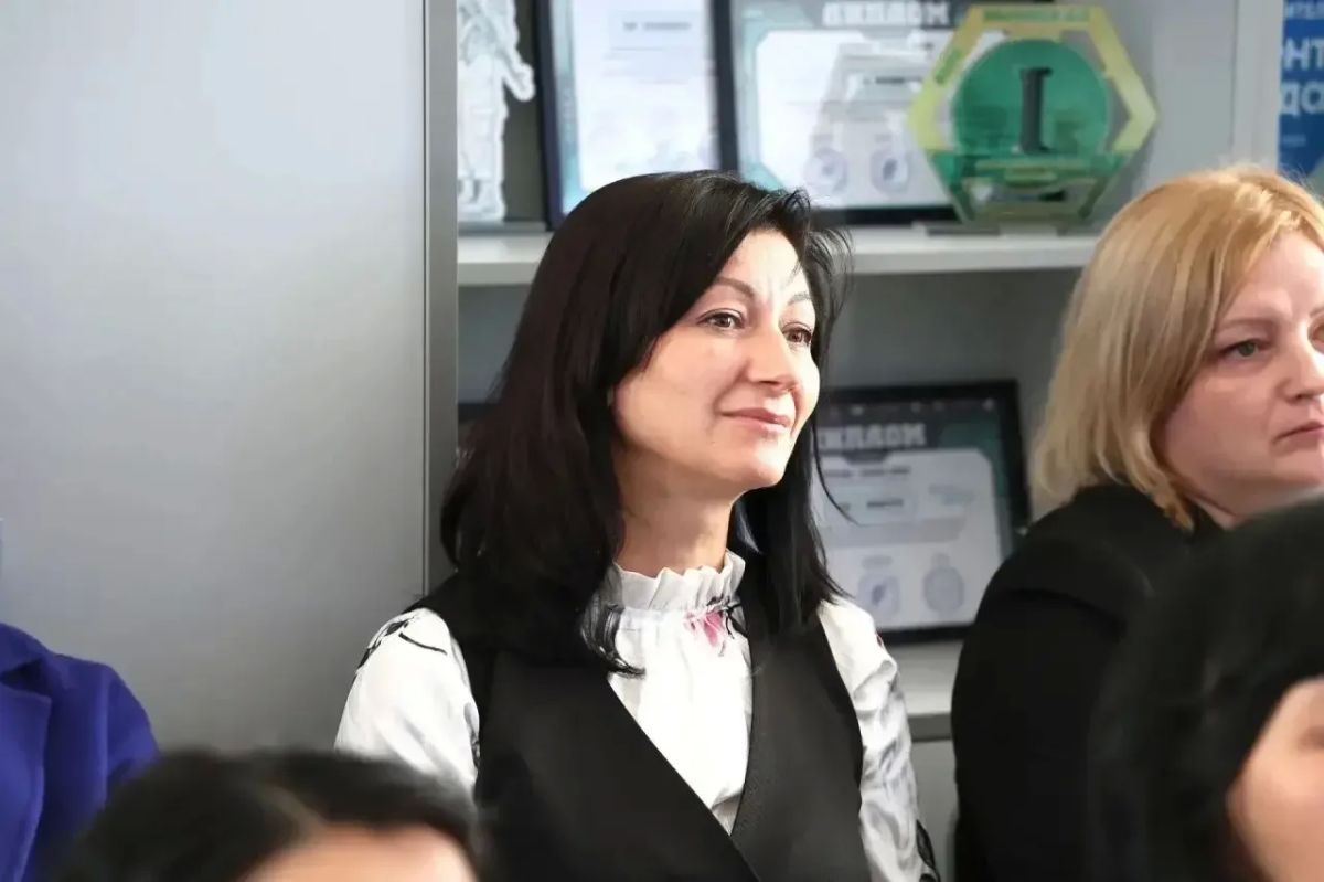 На Августовском совещании работников системы образования состоялась презентационная сессия, посвящённая механизмам взаимодействия партнёров кластера «Клиническая и профилактическая медицина» На Августовском совещании работников системы образования состоялась презентационная сессия, посвящённая механизмам взаимодействия партнёров кластера «Клиническая и профилактическая медицина»