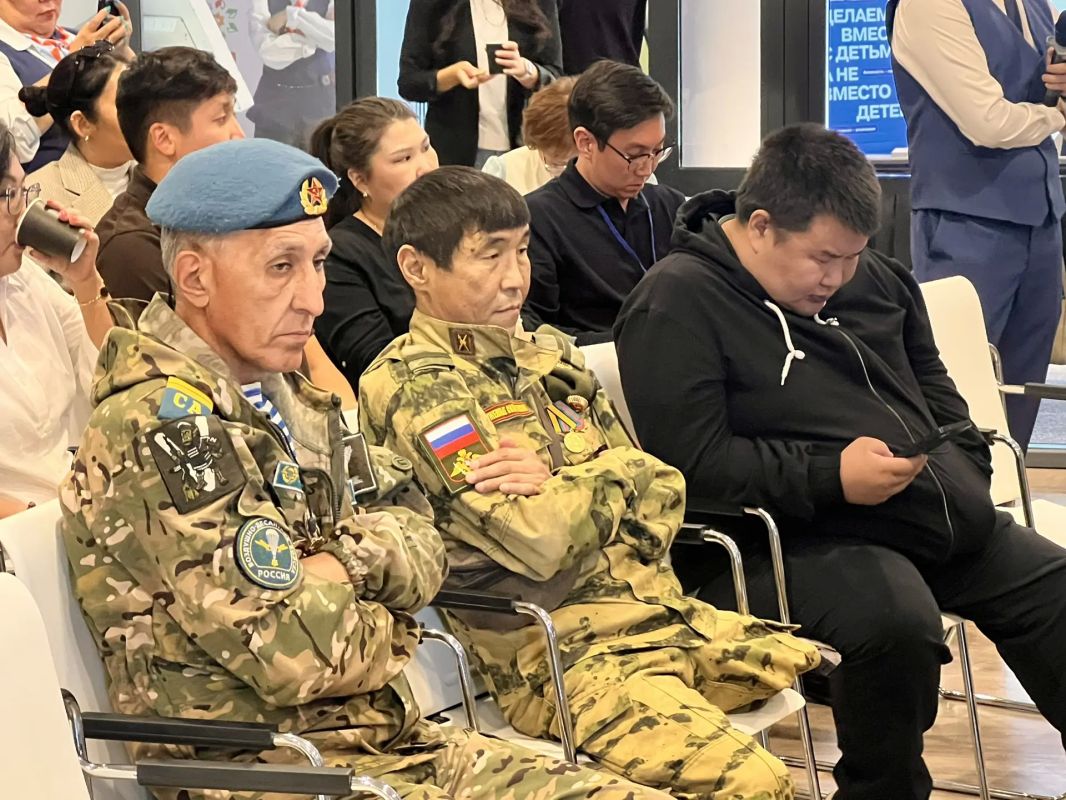 Открытый диалог «Вопрос–ответ»: ветераны СВО напрямую обращаются к специалистам Открытый диалог «Вопрос–ответ»: ветераны СВО напрямую обращаются к специалистам