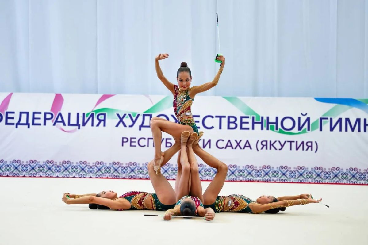 В Чите, в Забайкальском крае на Всероссийских соревнованиях «Золота Удокана» сборная Республики Саха (Якутия) по художественной гимнастике победила в групповых упражнениях среди 1 спортивного разряда! Девочки показали... В Чите, в Забайкальском крае на Всероссийских соревнованиях «Золота Удокана» сборная Республики Саха (Якутия) по художественной гимнастике победила в групповых упражнениях среди 1 спортивного разряда! Девочки показали...