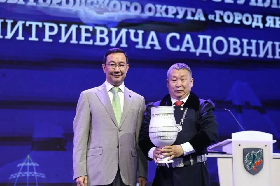 Глава Якутии оценил первый месяц работы Дмитрия Садовникова на посту мэра
