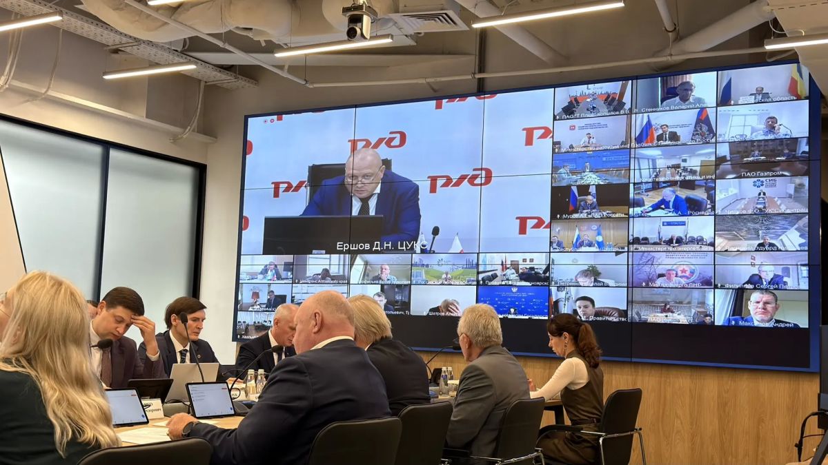 Айсен Николаев: Провел заседание комиссии Государственного Совета России по направлению «Энергетика» Айсен Николаев: Провел заседание комиссии Государственного Совета России по направлению «Энергетика»