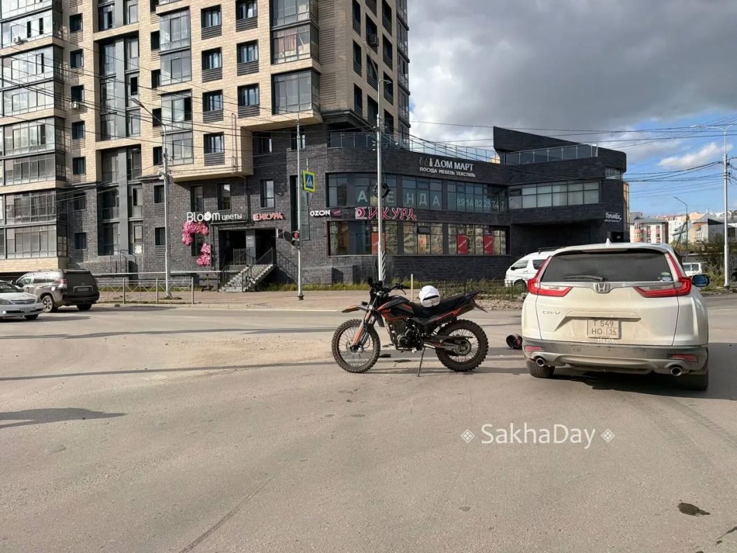 Очередная авария с участием мотоцикла Очередная авария с участием мотоцикла
