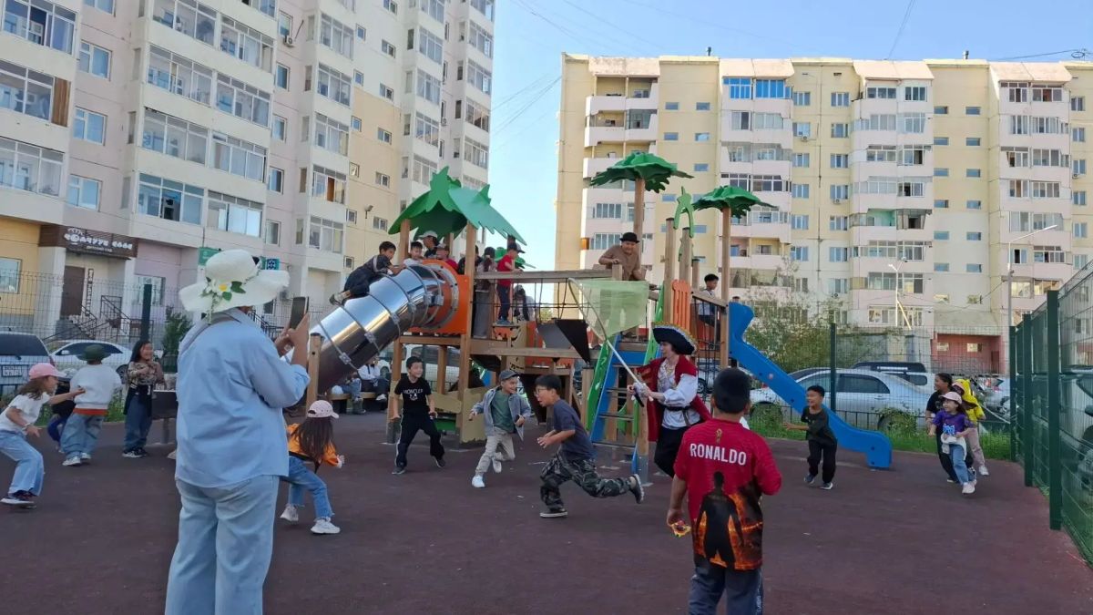Праздник двора на Лермонтова, 60! Праздник двора на Лермонтова, 60!