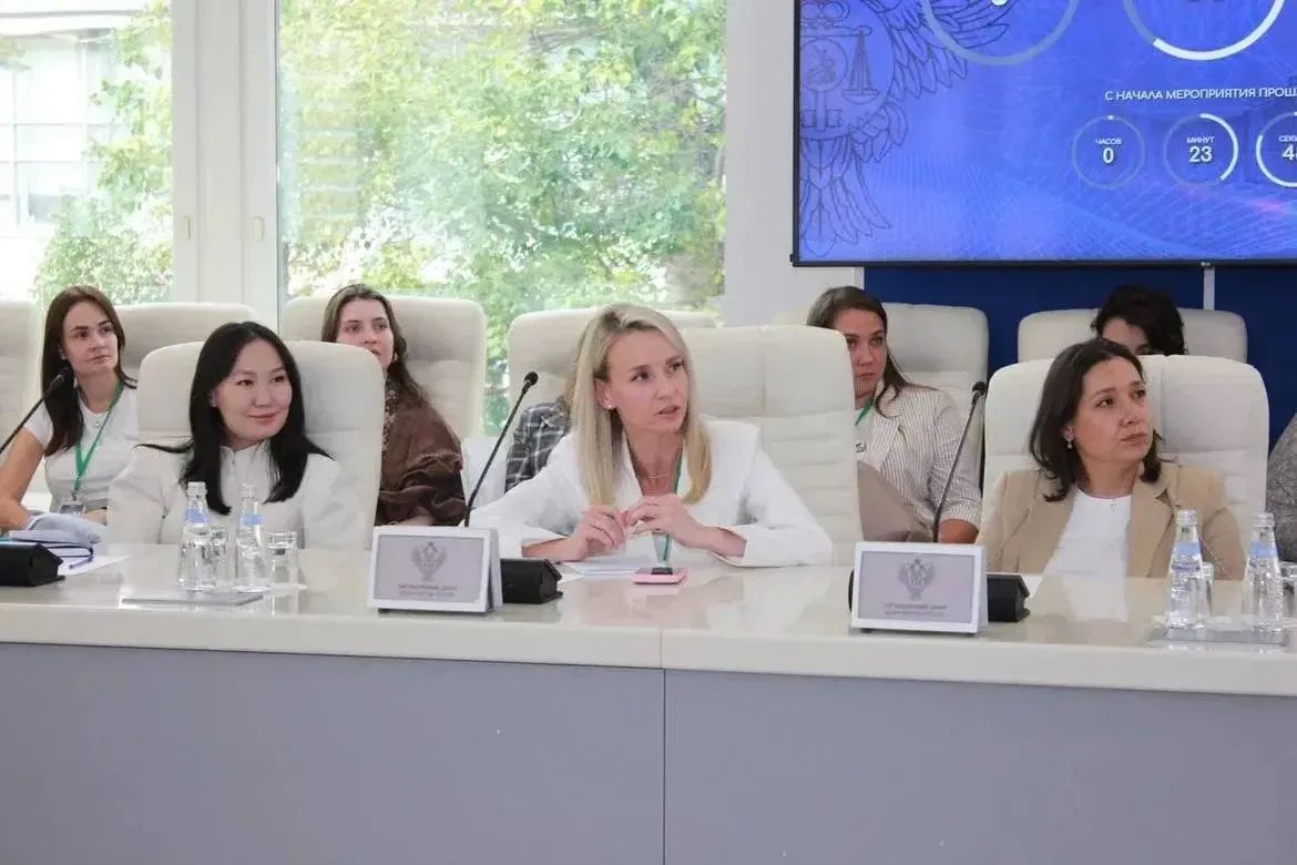 Финансисты Якутии посетили Казначейство России Финансисты Якутии посетили Казначейство России