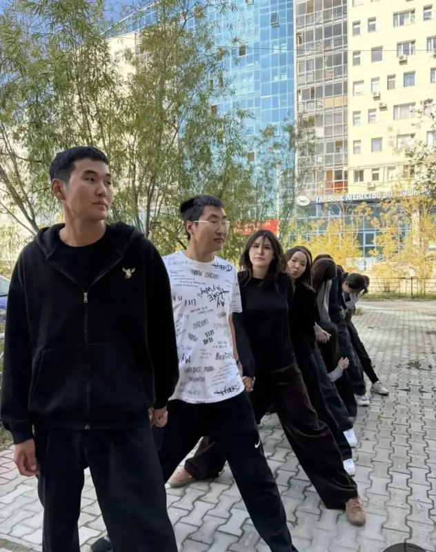 В этом году ряды Якутского педагогического колледжа им. С.Ф. Гоголева пополнили 255 первокурсников, зачисленных на бюджетные места В этом году ряды Якутского педагогического колледжа им. С.Ф. Гоголева пополнили 255 первокурсников, зачисленных на бюджетные места