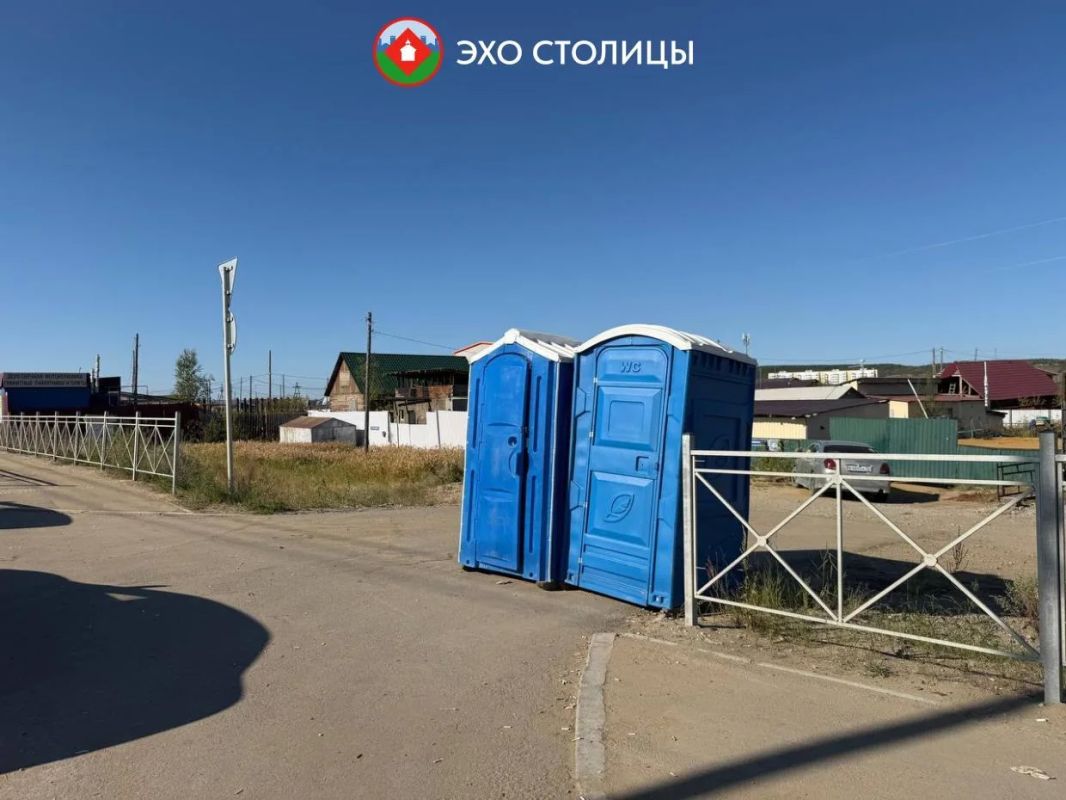 Фотофакт: обстановка на заправке «ОПТИ» на Маганском перекрестке Фотофакт: обстановка на заправке «ОПТИ» на Маганском перекрестке