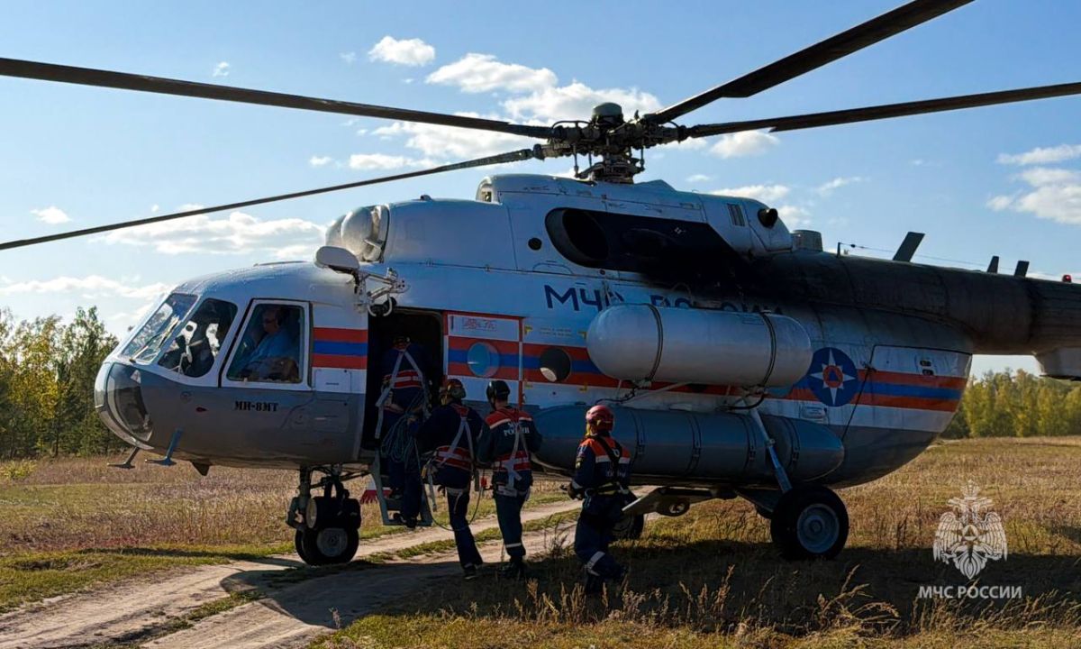 С неба — на землю: спасатели Якутии отточили мастерство десантирования С неба — на землю: спасатели Якутии отточили мастерство десантирования