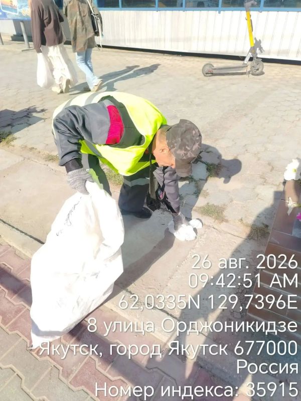 Чистота города - ежедневный труд Чистота города - ежедневный труд