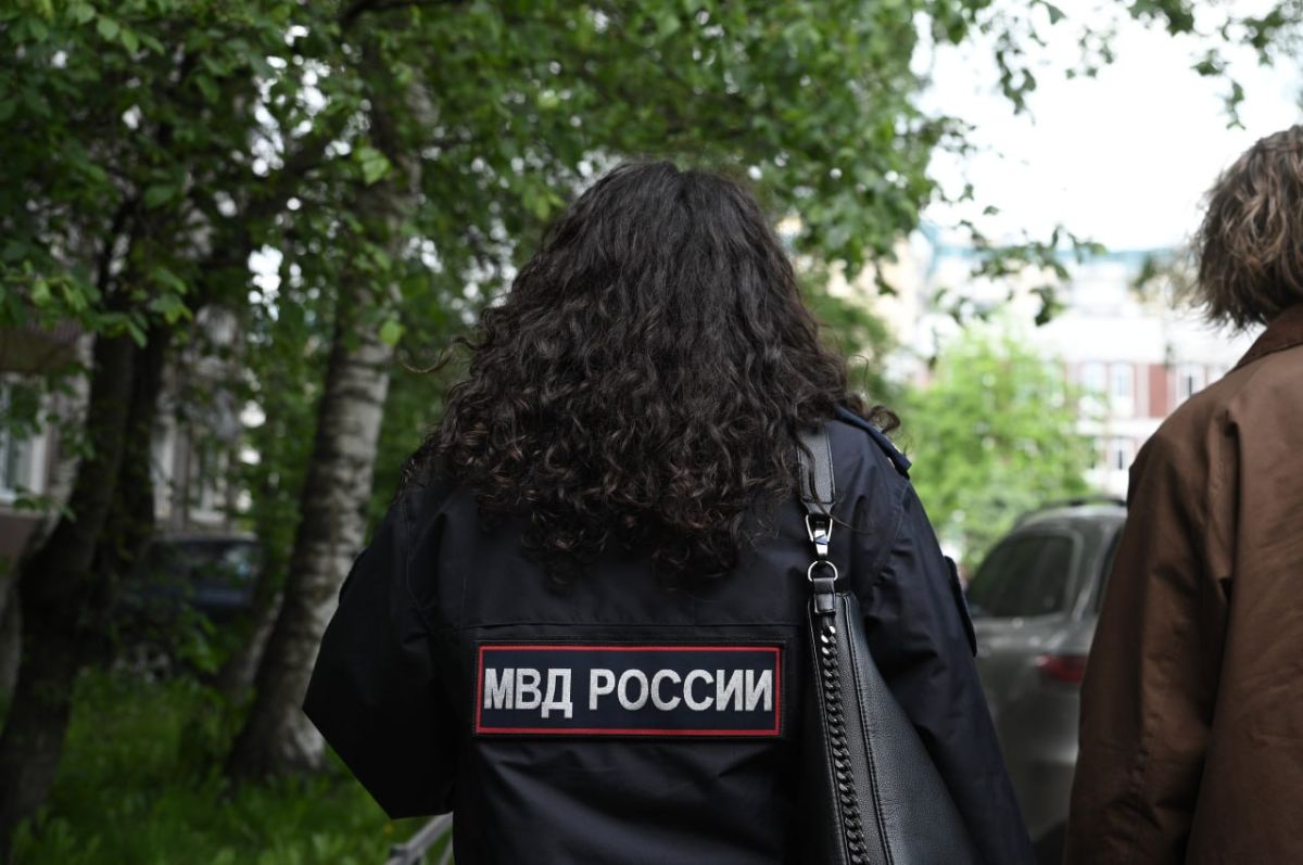 Жительницу Якутска заподозрили в краже телефона и денег с карты
