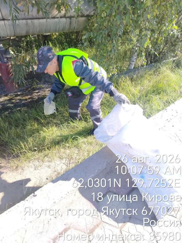 Чистота города - ежедневный труд Чистота города - ежедневный труд