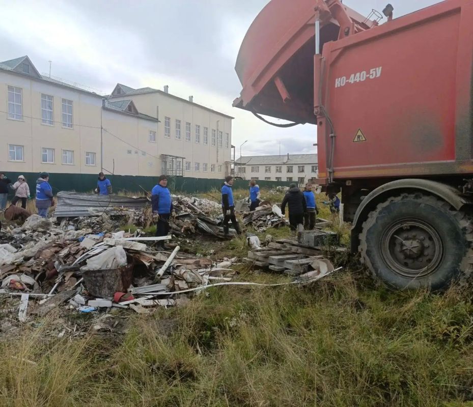 В Аллаиховском районе проведен очередной этап федерального экологического проекта «Чистая Арктика», которая объединила жителей поселка Чокурдах В Аллаиховском районе проведен очередной этап федерального экологического проекта «Чистая Арктика», которая объединила жителей поселка Чокурдах