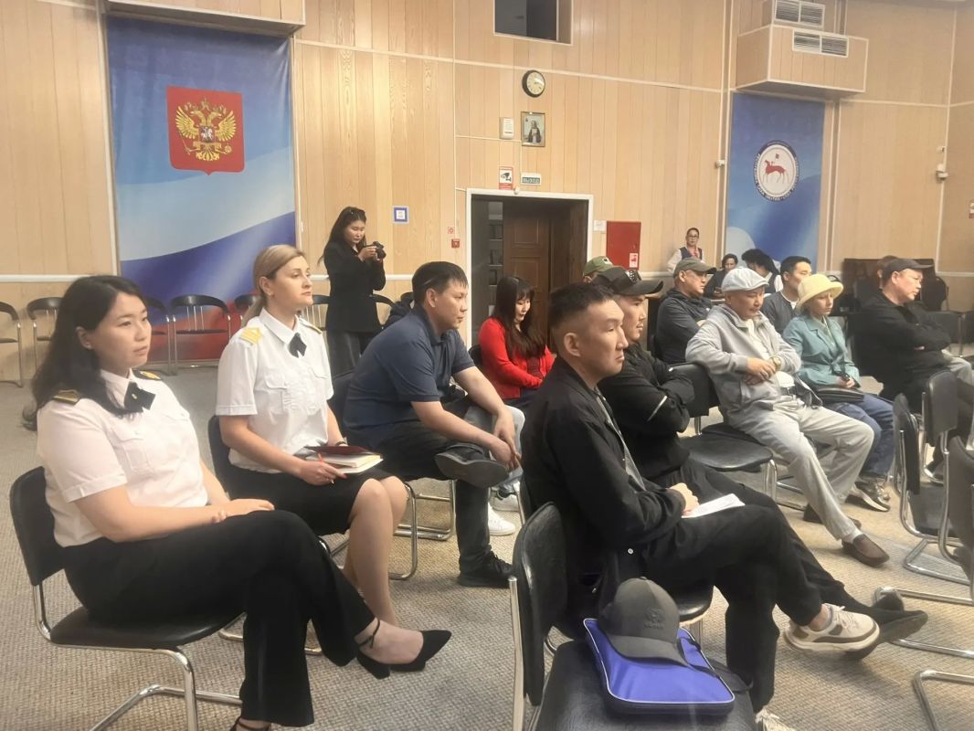 «В кругу СВОих»: первое тематическое заседание клуба посвящено вопросам занятости и транспорта «В кругу СВОих»: первое тематическое заседание клуба посвящено вопросам занятости и транспорта