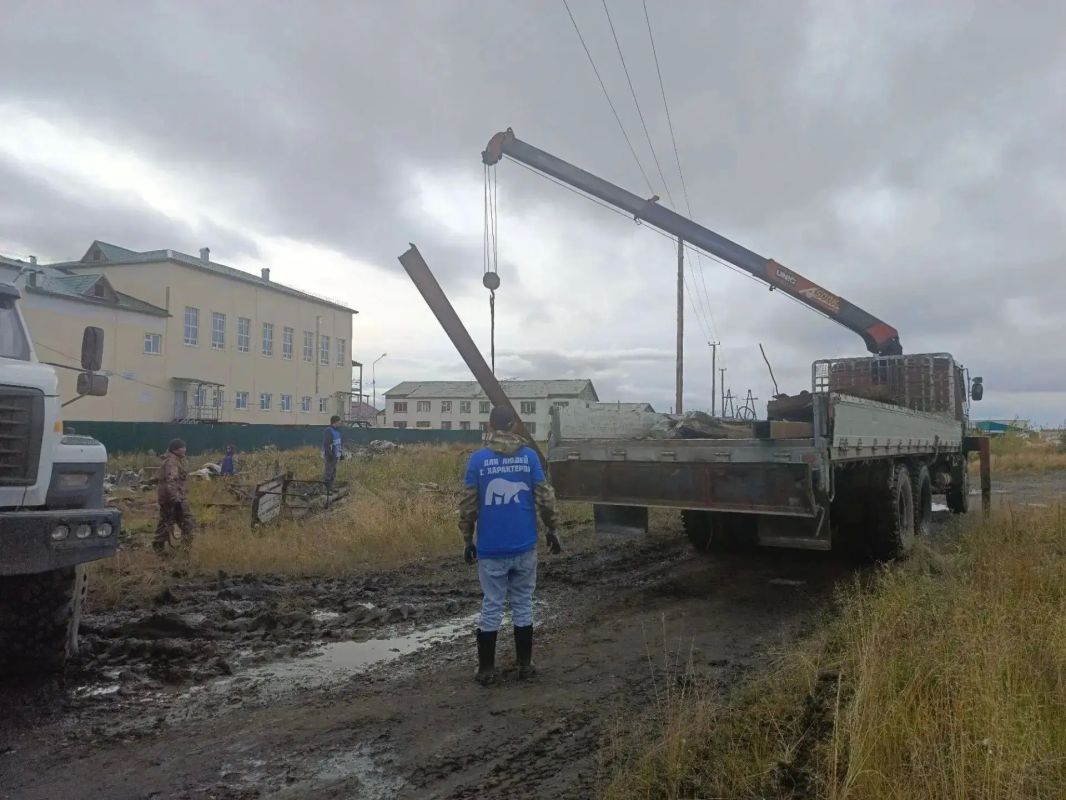 В Аллаиховском районе проведен очередной этап федерального экологического проекта «Чистая Арктика», которая объединила жителей поселка Чокурдах В Аллаиховском районе проведен очередной этап федерального экологического проекта «Чистая Арктика», которая объединила жителей поселка Чокурдах