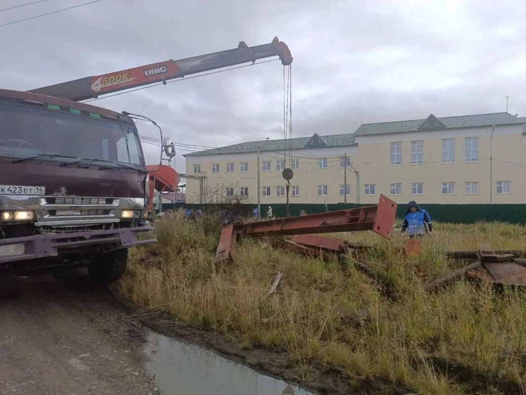 В Аллаиховском районе проведен очередной этап федерального экологического проекта «Чистая Арктика», которая объединила жителей поселка Чокурдах В Аллаиховском районе проведен очередной этап федерального экологического проекта «Чистая Арктика», которая объединила жителей поселка Чокурдах