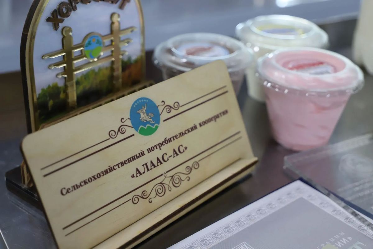 Делегация Минсельхоза Якутии оценила работу СХПК «Алаас-ас» и ООО «Хоробут» Делегация Минсельхоза Якутии оценила работу СХПК «Алаас-ас» и ООО «Хоробут»