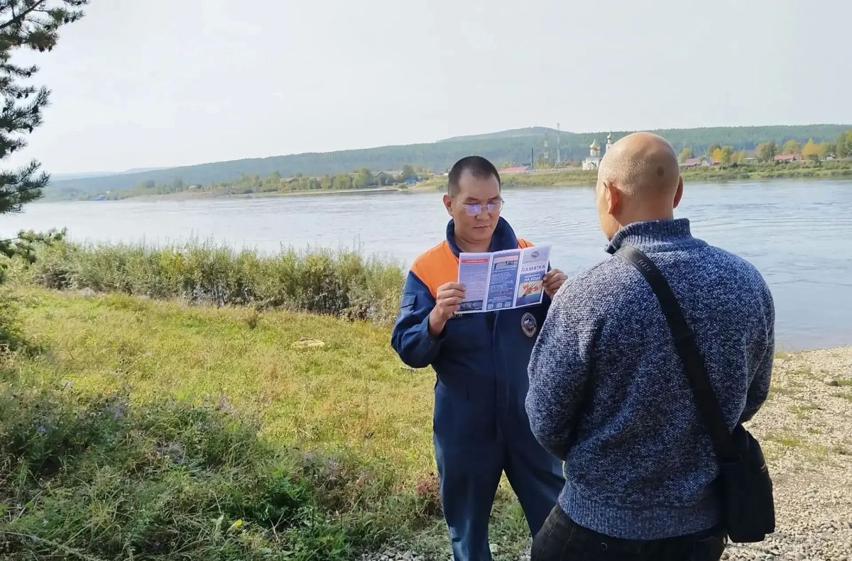 В Алданском районе спасатели провели патрулирование в рамках всероссийской акции «Безопасность на воде»