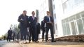 Глава Якутии Айсен Николаев в ходе рабочей поездки в Нерюнгринский район оценил ход строительства жилого комплекса "Покровские ворота"