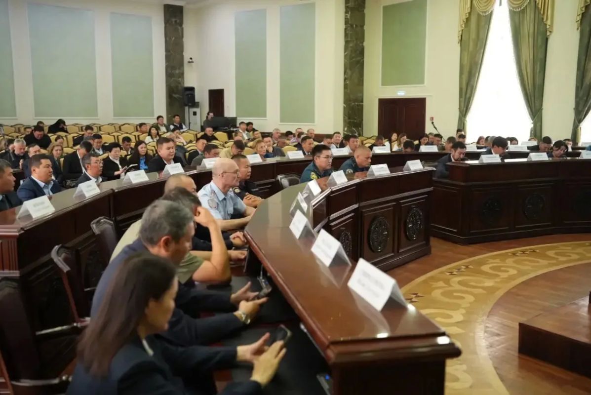 Объявил акцию «Город без пней» Объявил акцию «Город без пней»