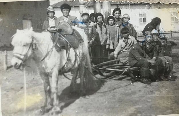 В Управлении ветеринарии города Якутска подвели итоги фотоконкурса «Прекрасное животное – Лошадь» В Управлении ветеринарии города Якутска подвели итоги фотоконкурса «Прекрасное животное – Лошадь»
