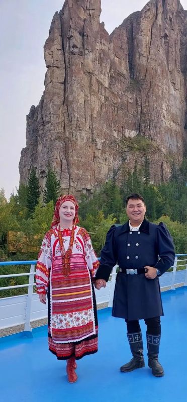 Единый маршрут: как теплоход «Демьян Бедный» стал плавучей сценой для культур народов Якутии Единый маршрут: как теплоход «Демьян Бедный» стал плавучей сценой для культур народов Якутии
