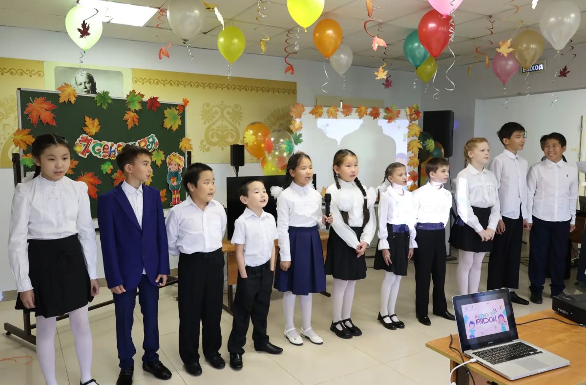 Профсоюзы Якутии поздравили маленьких пациентов детского туберкулёзного санатория с Днём знаний Профсоюзы Якутии поздравили маленьких пациентов детского туберкулёзного санатория с Днём знаний
