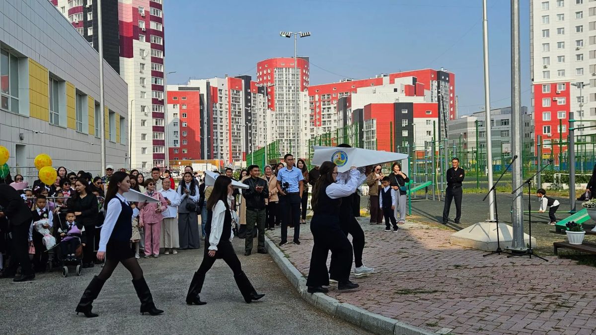 Дорогие школьники, студенты и абитуриенты! Дорогие школьники, студенты и абитуриенты!