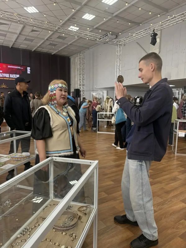 Делегация из Якутии приняла участие на II Всероссийском культурном форуме коренных малочисленных народов Российской Федерации Делегация из Якутии приняла участие на II Всероссийском культурном форуме коренных малочисленных народов Российской Федерации