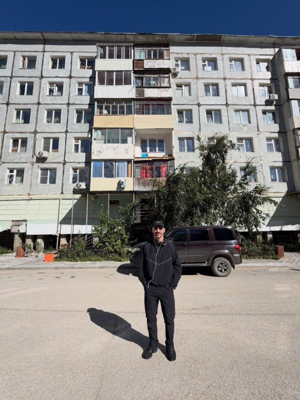 "Вот закончу школу и свалю отсюда!" "Вот закончу школу и свалю отсюда!"