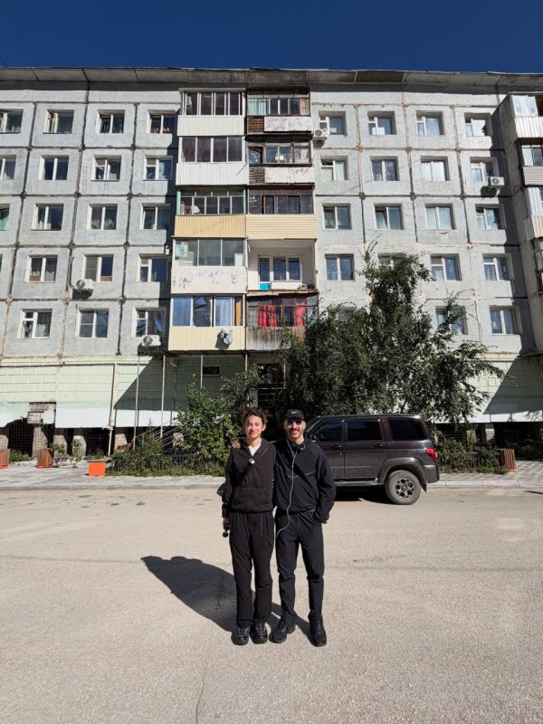 "Вот закончу школу и свалю отсюда!" "Вот закончу школу и свалю отсюда!"
