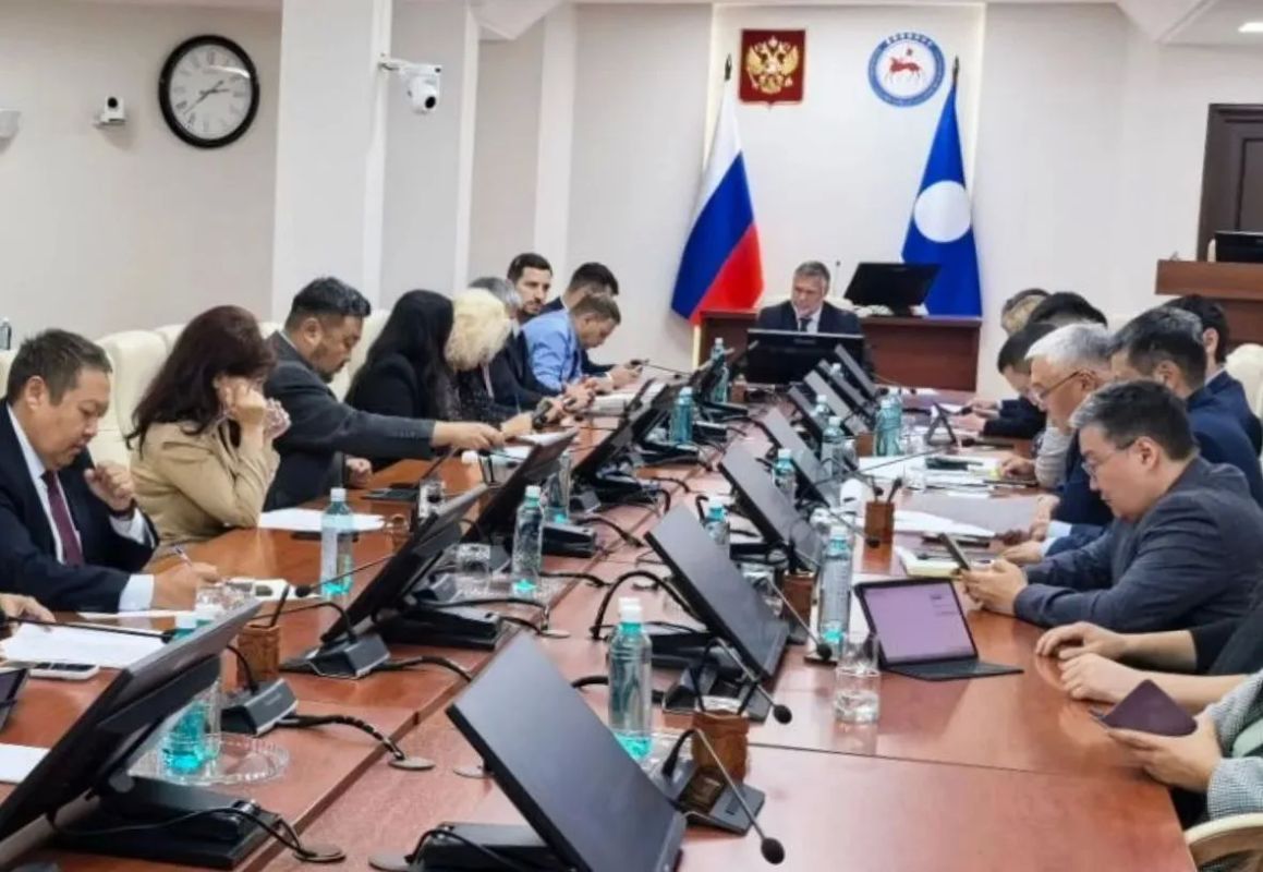 Провел заседание межведомственной рабочей группы по вопросам топливообеспечения республики Провел заседание межведомственной рабочей группы по вопросам топливообеспечения республики