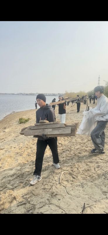 В преддверии Дня города в Губинском округе прошел масштабный субботник В преддверии Дня города в Губинском округе прошел масштабный субботник