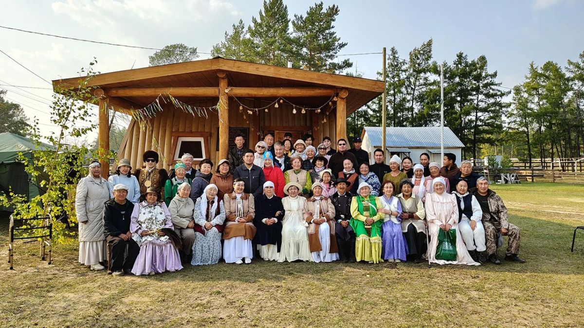 2-с Тыыллыма нэилиэгэр Валентина Уваровская аатынан «Айыы балаана» арылынна Балаан ыйын 5 кнгэр 2-с Тыыллыма нэилиэгэр, Хаатылымаа, Аан дойдутааы норуот эмчиттэрин ассоциациятын магистра, норуоттар икки ардыларынааы... 2-с Тыыллыма нэилиэгэр Валентина Уваровская аатынан «Айыы балаана» арылынна Балаан ыйын 5 кнгэр 2-с Тыыллыма нэилиэгэр, Хаатылымаа, Аан дойдутааы норуот эмчиттэрин ассоциациятын магистра, норуоттар икки ардыларынааы...