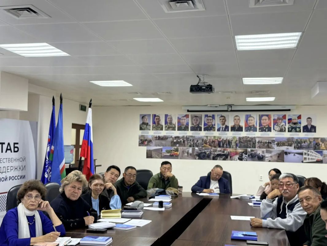 В рамках проекта «Добрые встречи с НКО» 7 сентября на площадке Штаба общественной поддержки «Единой России» в Якутске прошла встреча с представителями общественных организаций, где были подписаны соглашения о сотрудничестве... В рамках проекта «Добрые встречи с НКО» 7 сентября на площадке Штаба общественной поддержки «Единой России» в Якутске прошла встреча с представителями общественных организаций, где были подписаны соглашения о сотрудничестве...