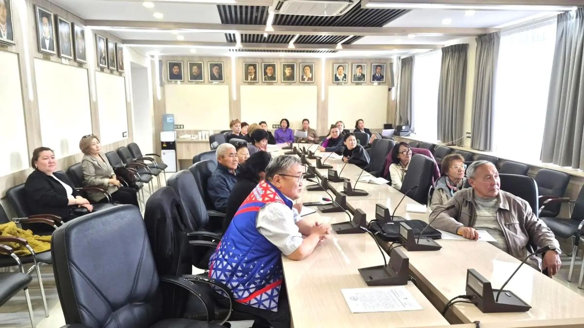 В Покровске Хангаласского улуса Общественная палата Республики Саха (Якутия) провела выездной обучающий семинар по общественному наблюдению В Покровске Хангаласского улуса Общественная палата Республики Саха (Якутия) провела выездной обучающий семинар по общественному наблюдению