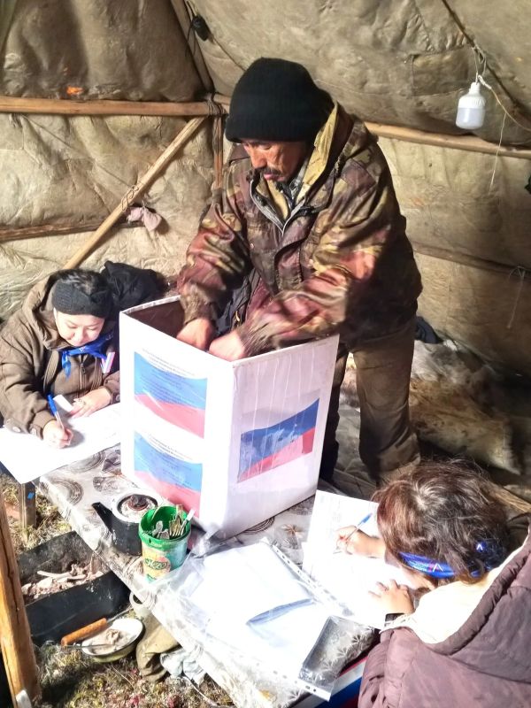 В Якутии официально началось досрочное голосование на выборах депутатов Государственной Думы РФ В Якутии официально началось досрочное голосование на выборах депутатов Государственной Думы РФ