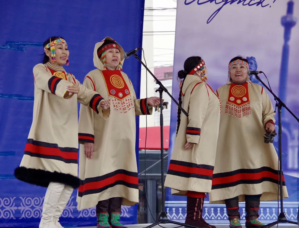 В День города в Якутске прошел республиканский фестиваль «Якутия за активное долголетие» В День города в Якутске прошел республиканский фестиваль «Якутия за активное долголетие»