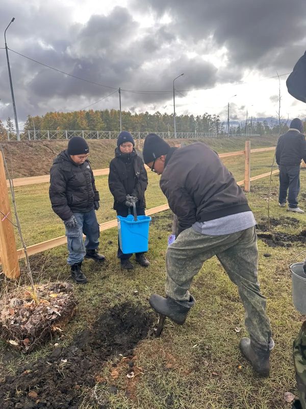 В Чаппанде высадили деревья в рамках акции «Сохраним лес» и подготовки к IX Играм народов Якутии В Чаппанде высадили деревья в рамках акции «Сохраним лес» и подготовки к IX Играм народов Якутии