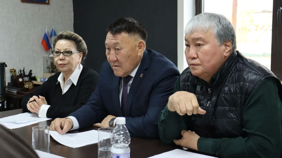 Помимо открытия дороги в селе Тумул: работа по развитию дорожной сети продолжается