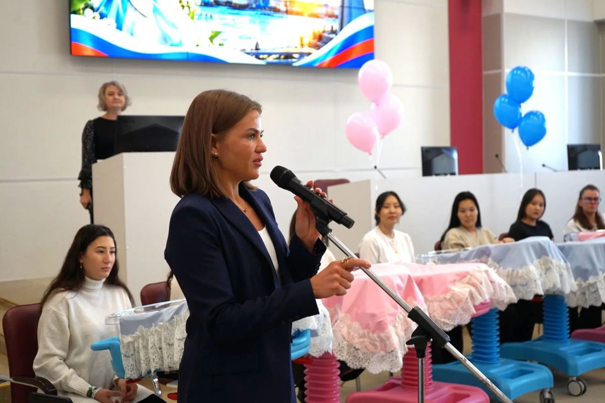 В ЯРКБ прошла торжественная выписка в честь Дня города: 12 малышей встретили свой первый праздник 17 сентября 2026 г. — В Перинатальном центре Якутской республиканской клинической больницы состоялась торжественная... В ЯРКБ прошла торжественная выписка в честь Дня города: 12 малышей встретили свой первый праздник 17 сентября 2026 г. — В Перинатальном центре Якутской республиканской клинической больницы состоялась торжественная...
