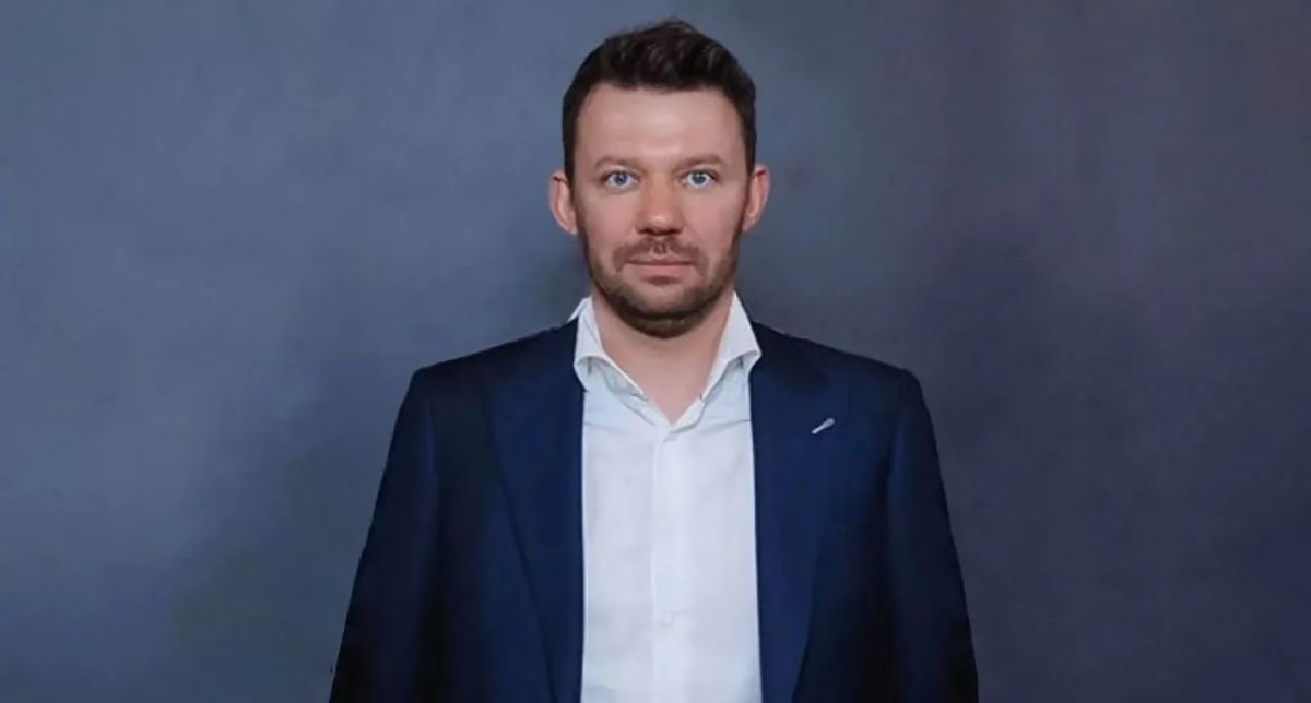Кто такая госчиновница Ангелина Голощапова, позволившая себе расистский жест Кто такая госчиновница Ангелина Голощапова, позволившая себе расистский жест