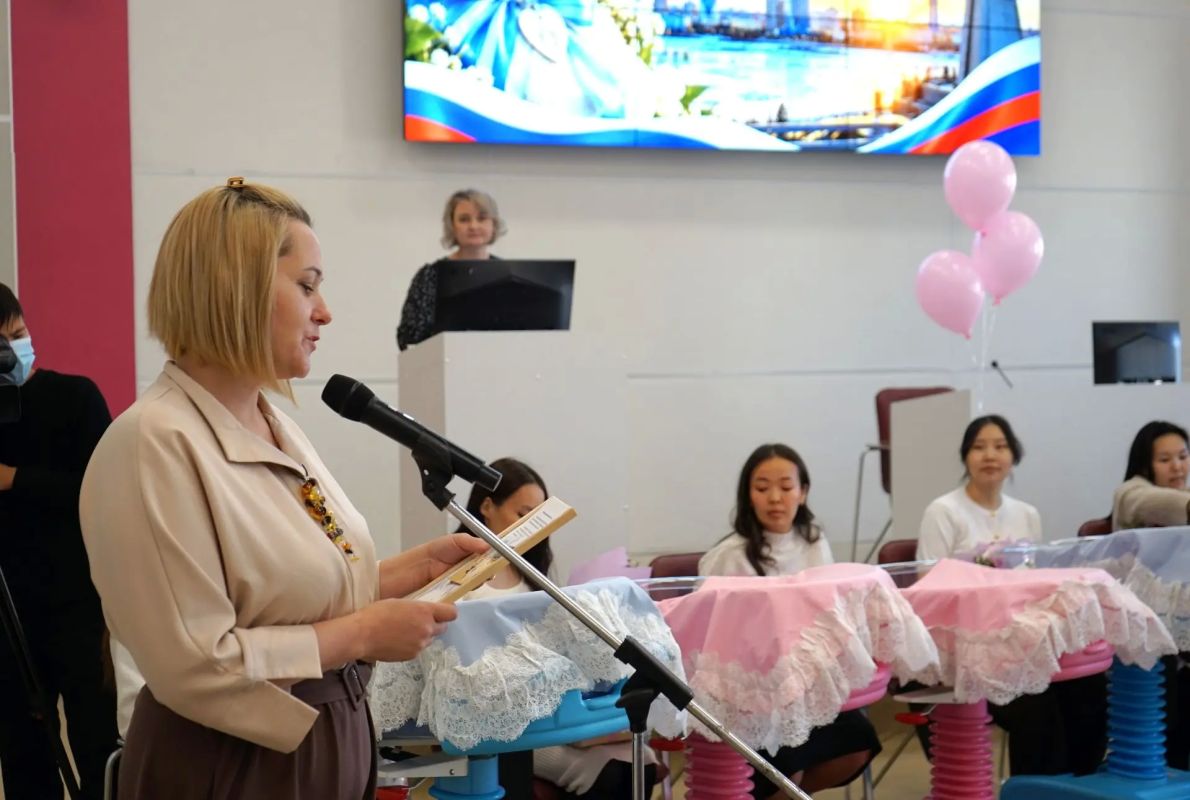 В ЯРКБ прошла торжественная выписка в честь Дня города: 12 малышей встретили свой первый праздник 17 сентября 2026 г. — В Перинатальном центре Якутской республиканской клинической больницы состоялась торжественная... В ЯРКБ прошла торжественная выписка в честь Дня города: 12 малышей встретили свой первый праздник 17 сентября 2026 г. — В Перинатальном центре Якутской республиканской клинической больницы состоялась торжественная...