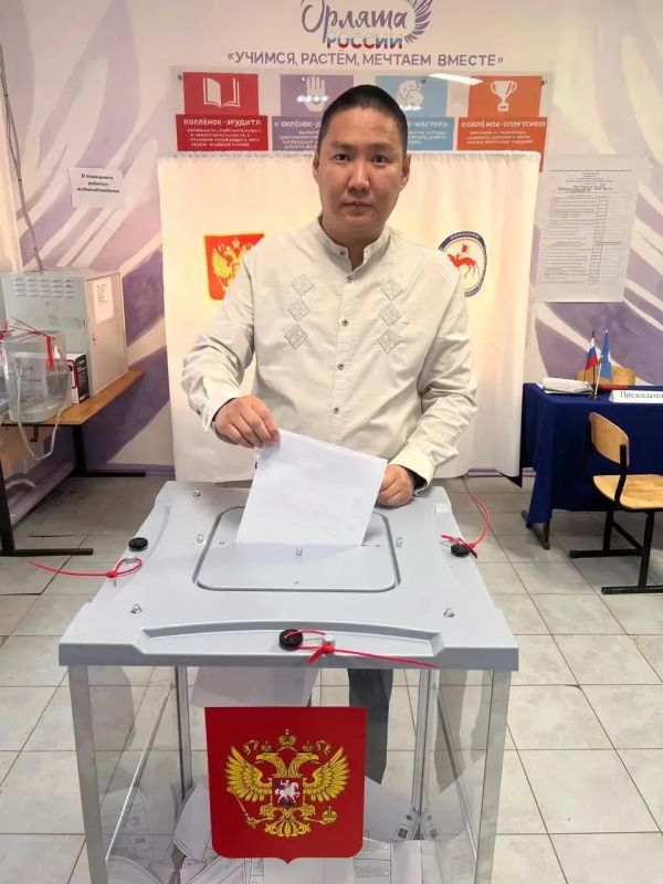 Сотрудники Управления делами Главы Республики Саха (Якутия) и Правительства Республики Саха (Якутия) приняли участие в выборах депутатов Государственной Думы РФ девятого созыва Сотрудники Управления делами Главы Республики Саха (Якутия) и Правительства Республики Саха (Якутия) приняли участие в выборах депутатов Государственной Думы РФ девятого созыва