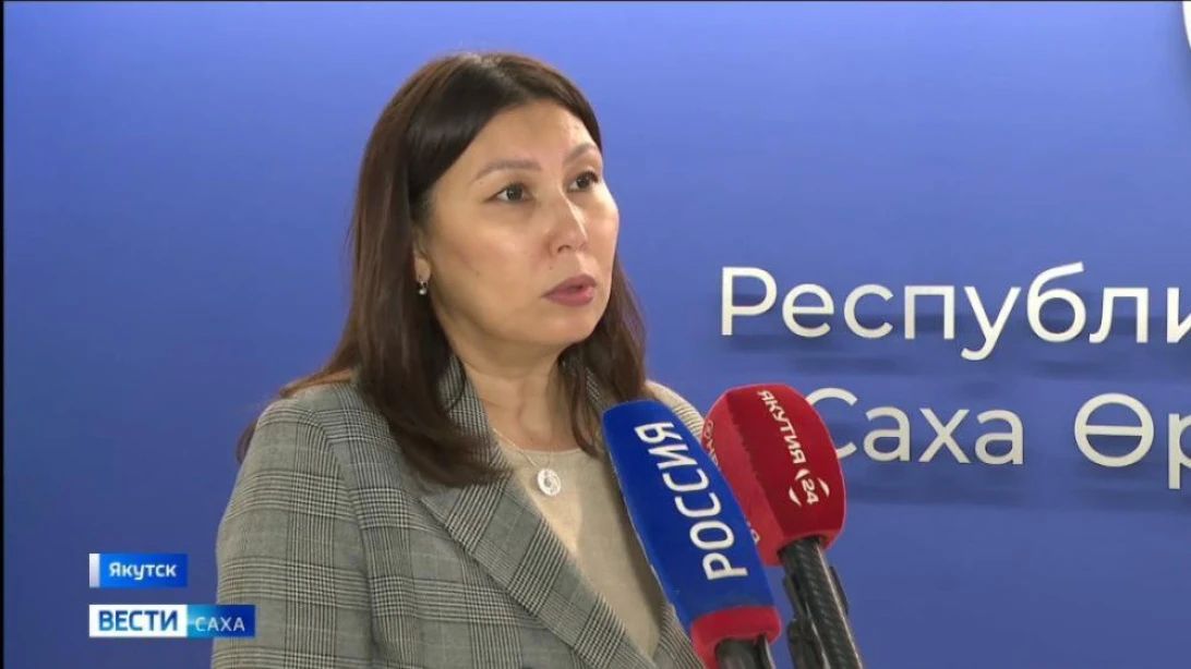 Правительство Якутии совместно с профильными ведомствами и топливными операторами продолжает контролировать ситуацию с обеспечением республики нефтепродуктами