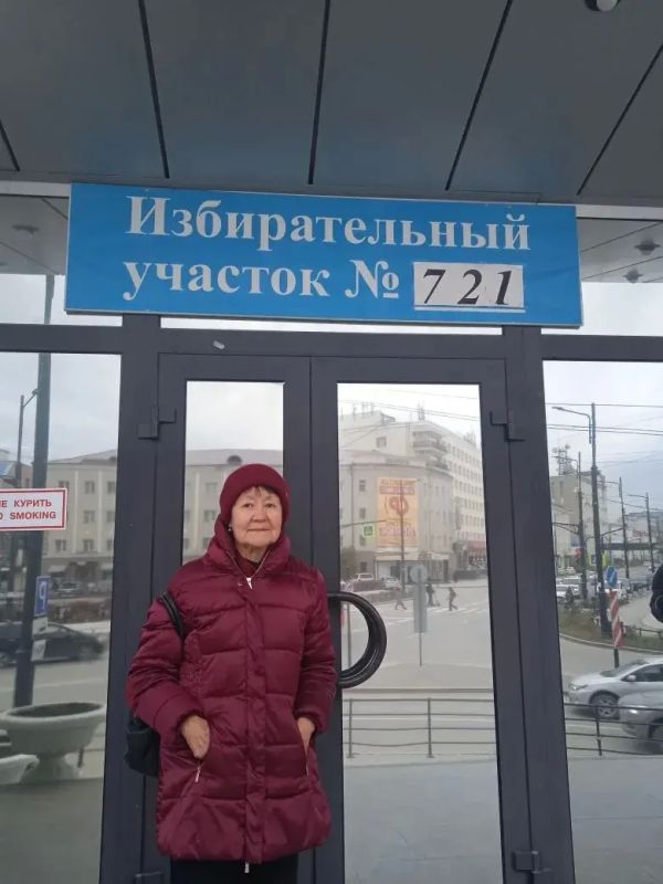 На 10:00 — 100%!. Коллективы Республиканской специализированной библиотеки для незрячих и слабовидящих им. И. Н. Егорова и Литературного музея им. П. А.Ойунского уже полностью проголосовали На 10:00 — 100%!. Коллективы Республиканской специализированной библиотеки для незрячих и слабовидящих им. И. Н. Егорова и Литературного музея им. П. А.Ойунского уже полностью проголосовали