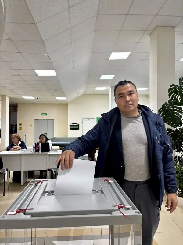 ВЫБОРЫ - 2026. Руководители учреждений Минтруда Якутии начали свой день с избирательных участков в своих городах, селах, показывая пример своим работникам и подопечным ВЫБОРЫ - 2026. Руководители учреждений Минтруда Якутии начали свой день с избирательных участков в своих городах, селах, показывая пример своим работникам и подопечным