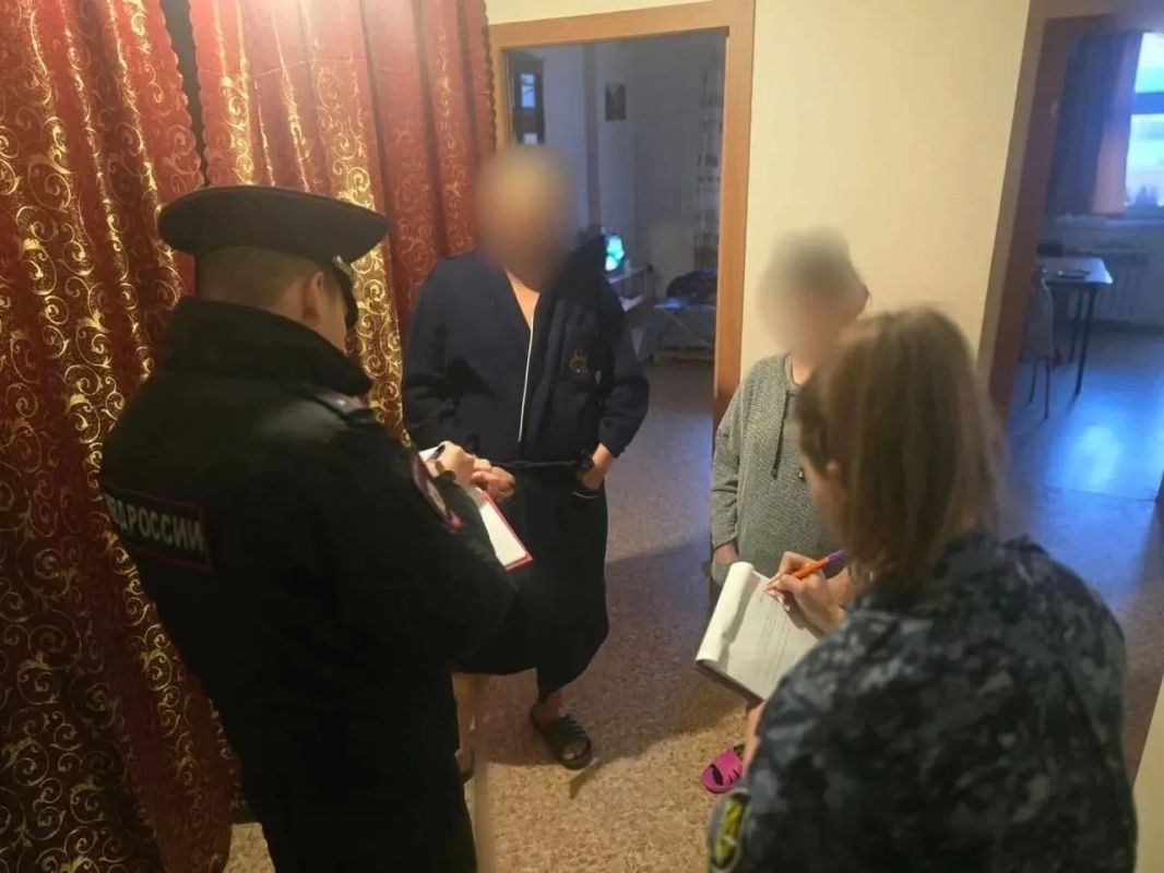 В Якутии в ходе операции «Жилой сектор» полицейские выявили 486 административных правонарушений и изъяли 33 единицы незарегистрированного оружия В Якутии в ходе операции «Жилой сектор» полицейские выявили 486 административных правонарушений и изъяли 33 единицы незарегистрированного оружия