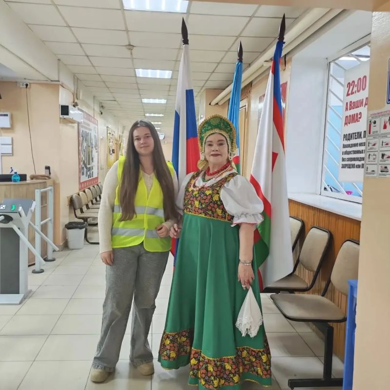 Наши волонтеры работают на выборах! Наши волонтеры работают на выборах!