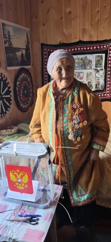 #Выборы2026. Гражданский долг длиною в век: 99-летняя жительница с. Белькачи Прасковья Абрамова проголосовала на выборах в Госдуму В Усть-Майском районе одним из самых ярких событий избирательной кампании по выборам... #Выборы2026. Гражданский долг длиною в век: 99-летняя жительница с. Белькачи Прасковья Абрамова проголосовала на выборах в Госдуму В Усть-Майском районе одним из самых ярких событий избирательной кампании по выборам...