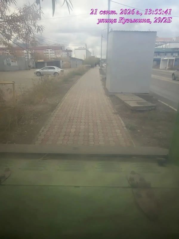 Подрядная организация Управы Гагаринского округа ежедневно осуществляет уборку тротуаров на территории округа Подрядная организация Управы Гагаринского округа ежедневно осуществляет уборку тротуаров на территории округа