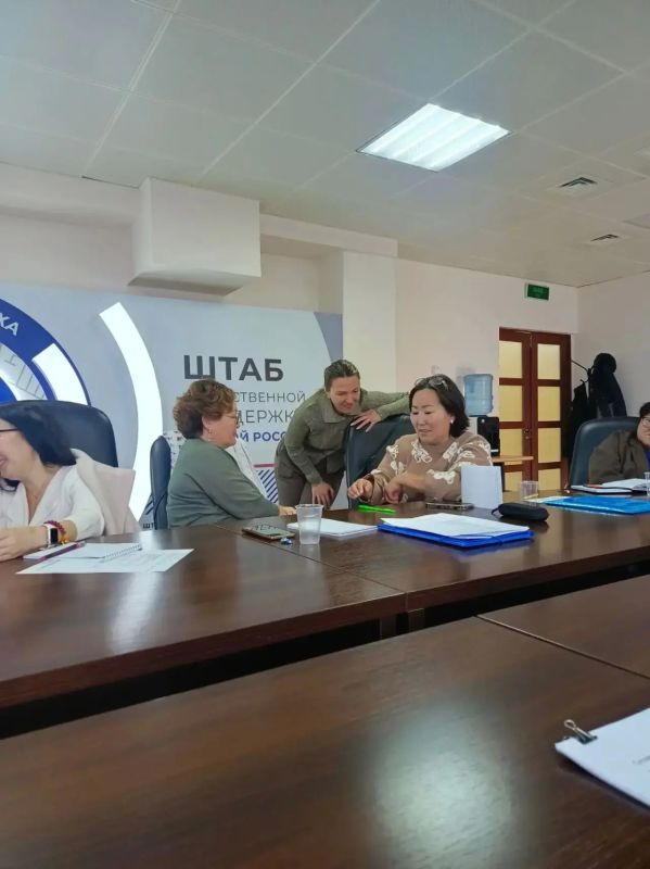 В Якутске проходит заключительный 3-й блок программы обучения для специалистов работающих с семьями с детьми! В Якутске проходит заключительный 3-й блок программы обучения для специалистов работающих с семьями с детьми!